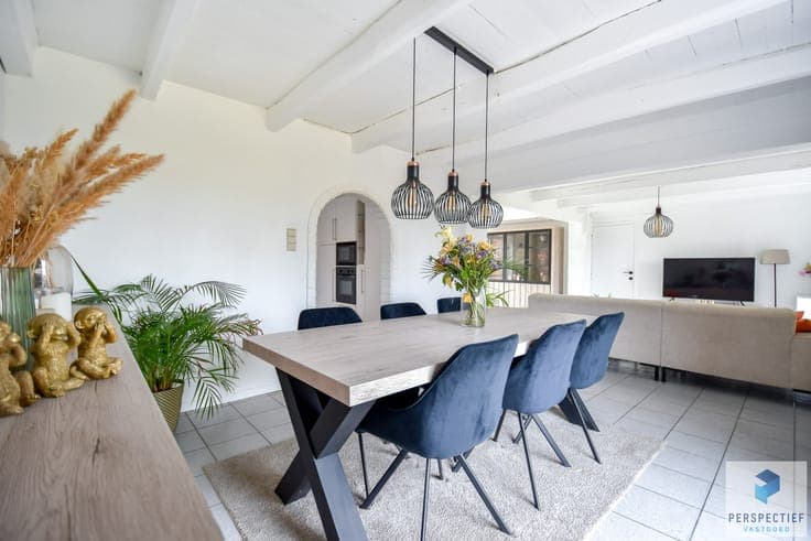 Charmante woning met mooie tuin op 1.100 m²
