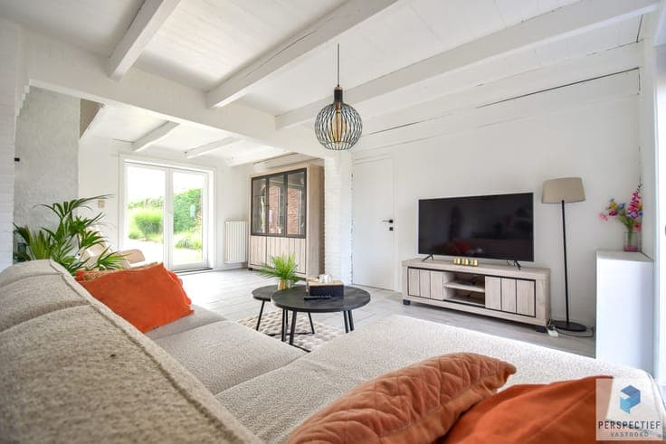 Charmante woning met mooie tuin op 1.100 m²