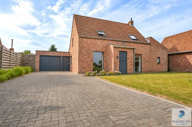 Charmante woning met mooie tuin op 1.100 m²