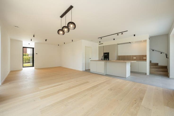 Nieuwbouwwoning in zeer rustige straat!