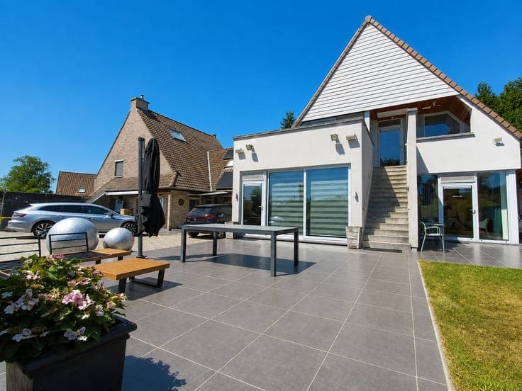 Uniek vakantie domein met woonst en erkende vakantiewonin...