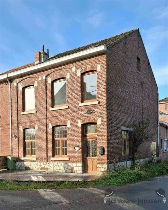multi-purpose building