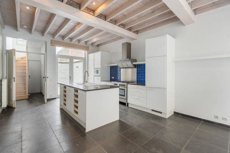 Characterful townhouse in a prime location in Bruges