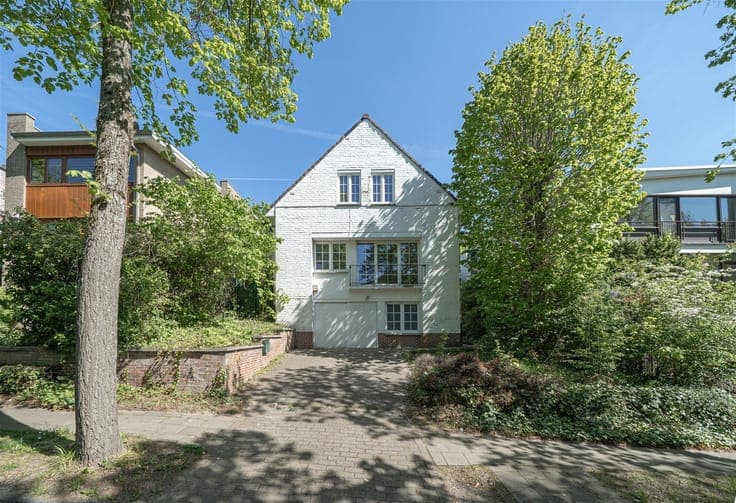 Papenkasteel - Villa with great potential - Office on ground