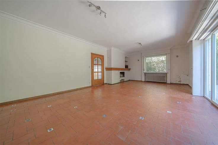 Papenkasteel - Villa with great potential - Office on ground