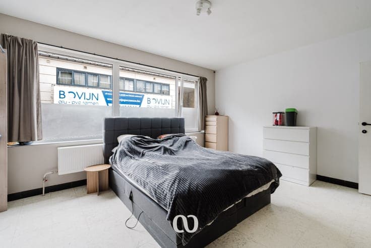 Renovated, spacious apartment in a central location