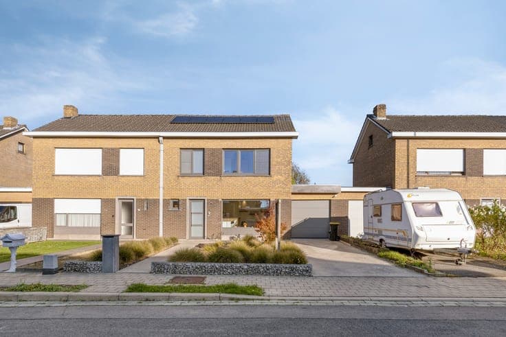 Gezellige INSTAPKLARE woning met 3 slaapkamers in een rus...