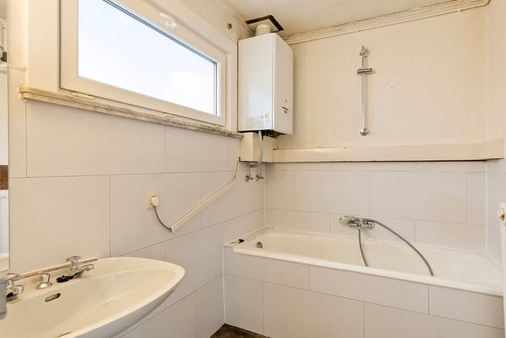 House with 2 bedrooms and garage for sale in Anzegem