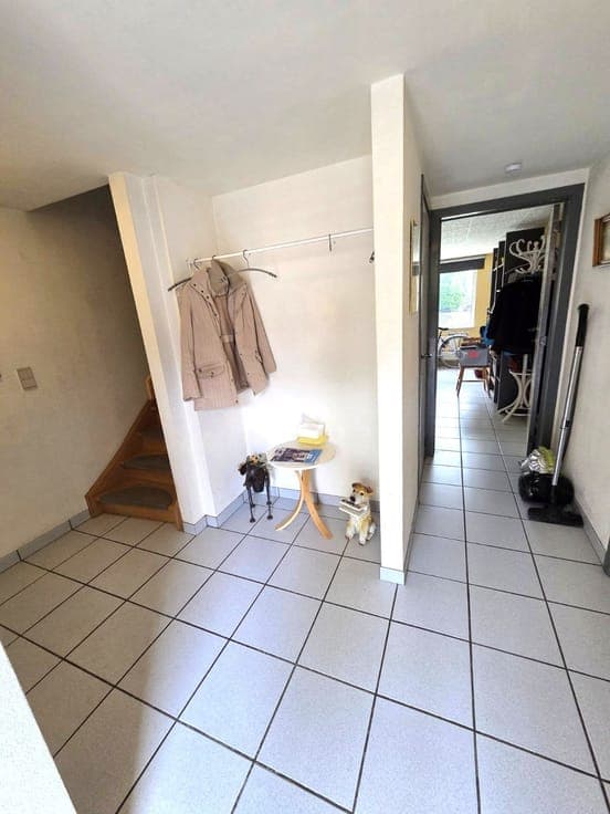 Spacious house in the popular 'Bloemekeswijk' ...