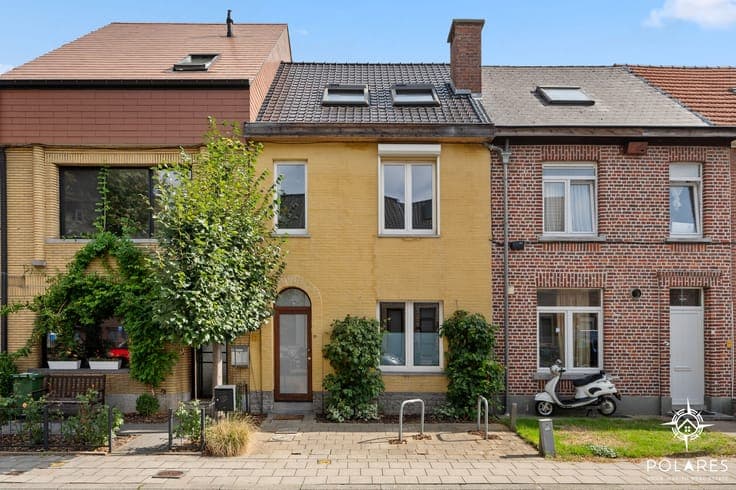 Energy-efficient, move-in ready home in a top location near