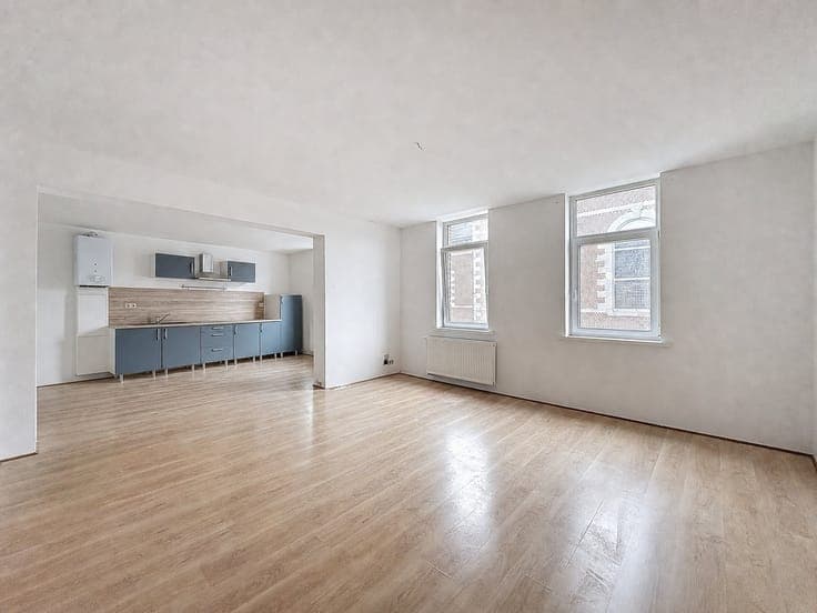 BON IMMEUBLE DE RAPPORT (BUREAU/3 APPARTS), CENTRE-VILLE