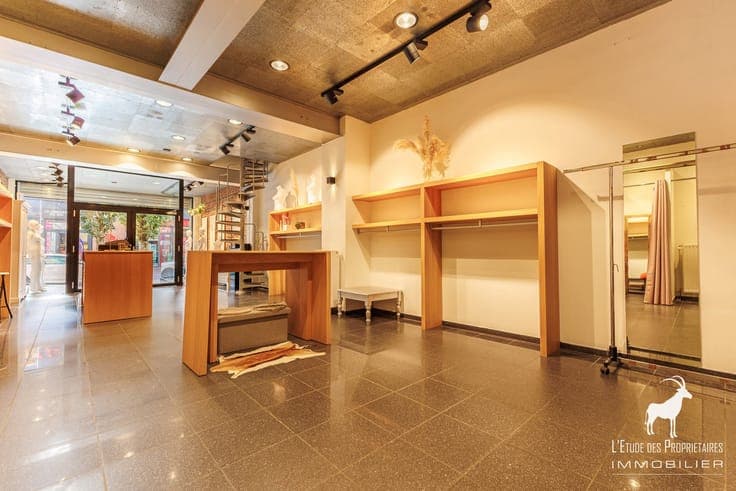 For sale commercial building in the center of LA LOUVIERE