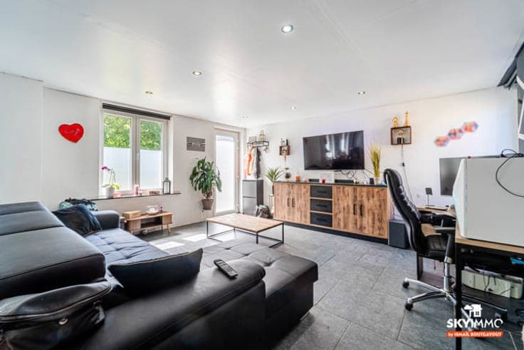 INCROYABLE MAISON - 3F -BON ETAT - JARDIN+TERRASSE - GARAGE