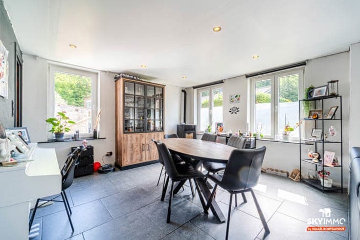 INCROYABLE MAISON - 3F -BON ETAT - JARDIN+TERRASSE - GARAGE