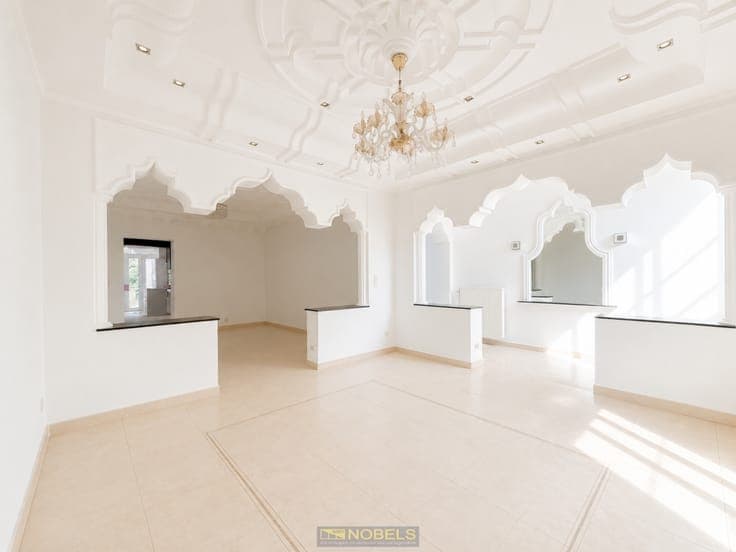 Te koop, Ruime gezinswoning met tuin nabij centrum Ronse