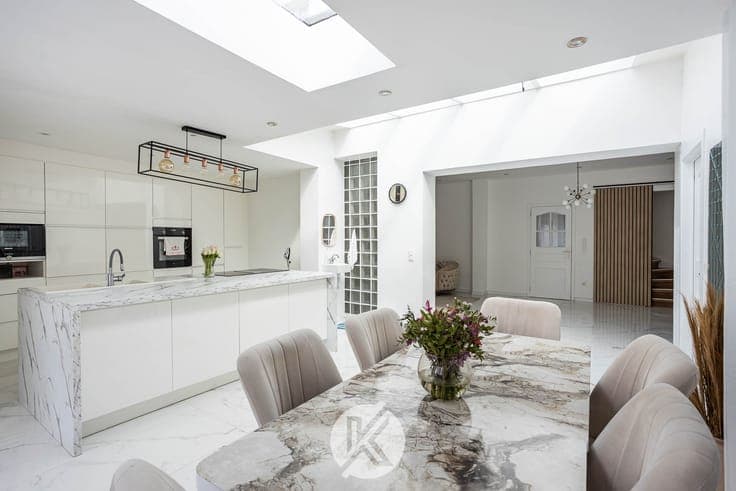 Veelzijdige woning op het dorpsplein