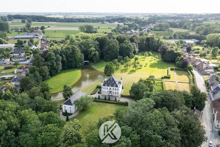 Veelzijdige woning op het dorpsplein