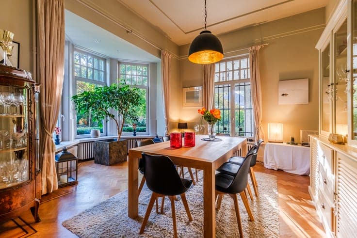 Exceptional property in the heart of central Espinette
