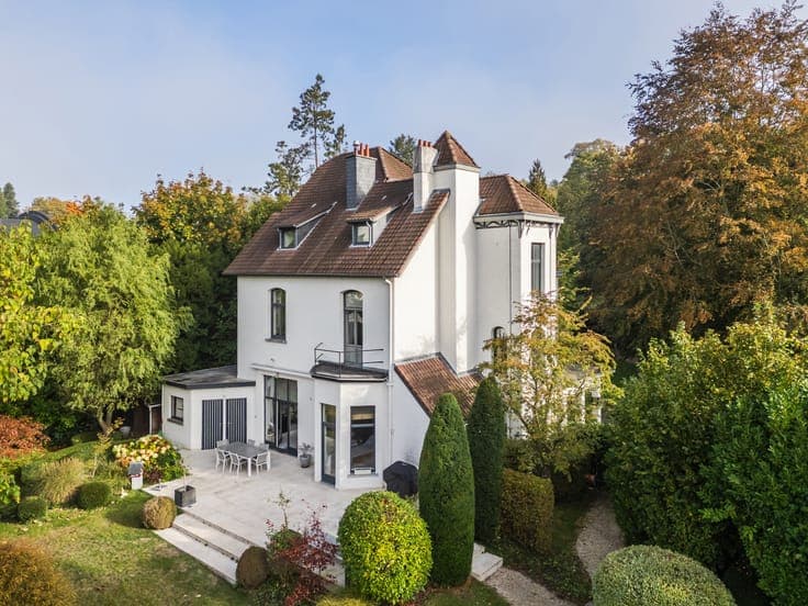 Exceptional property in the heart of central Espinette