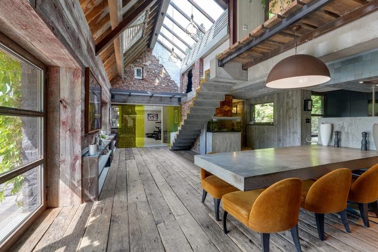 Exceptional Property on Mont-Saint-Aubert