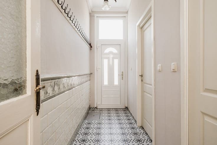 A 3-bedroom, 3-bathroom home in need of renovation.
