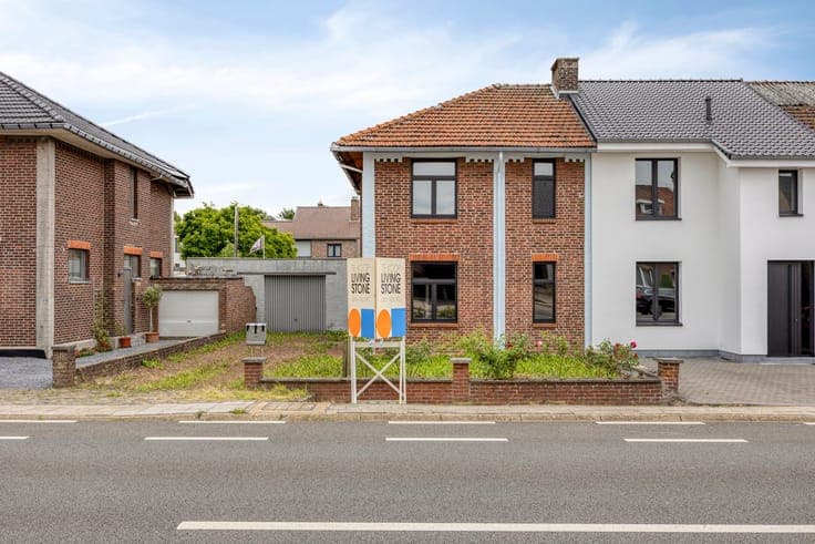 Renovation Property with Garage Near Tongeren Centre