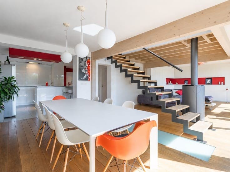 4-bdrm house with a terrace, garden, and 2 garages - Nothomb