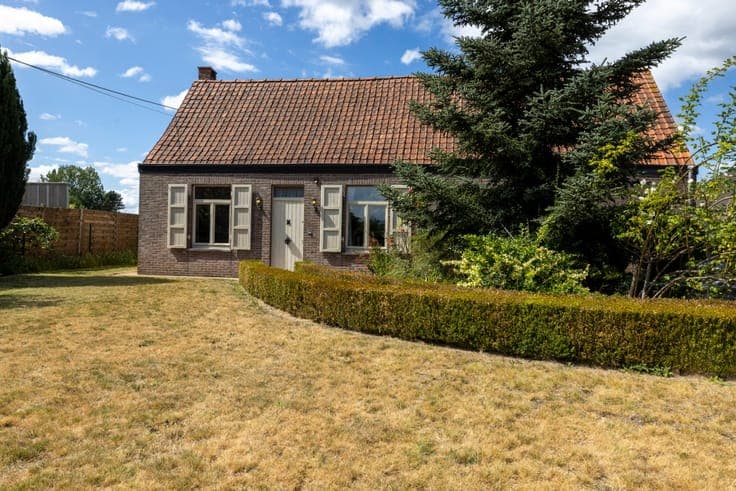 Charmante Hoeve met grote zonnige tuin en weide op TOPLIG...