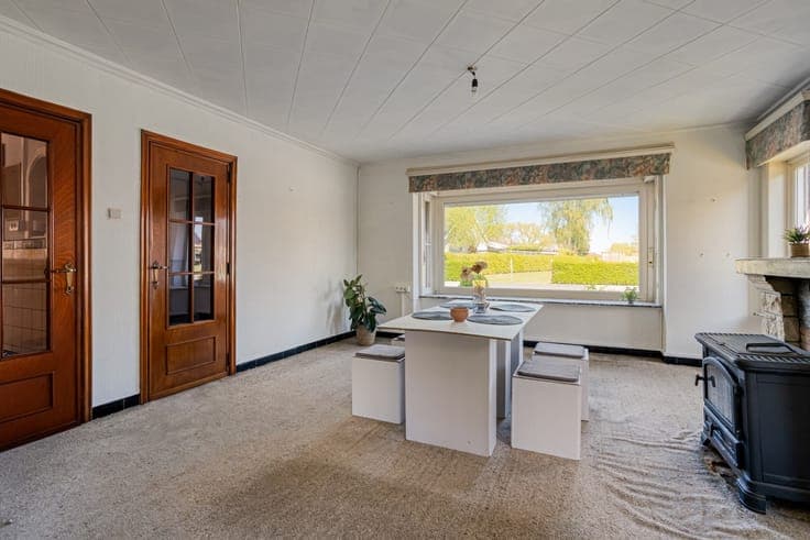 Karaktervolle woning met aanpalende loods in Hooglede