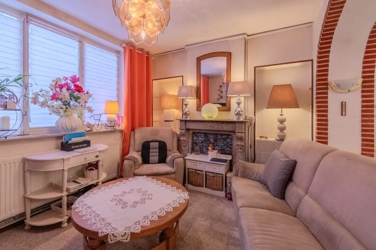 BOUFFIOULX – 4-FACADE HOUSE ON ± 2,053 M² – GREAT POTENTIAL