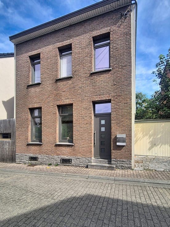 Chaleureuse maison en très grande partie rénovée