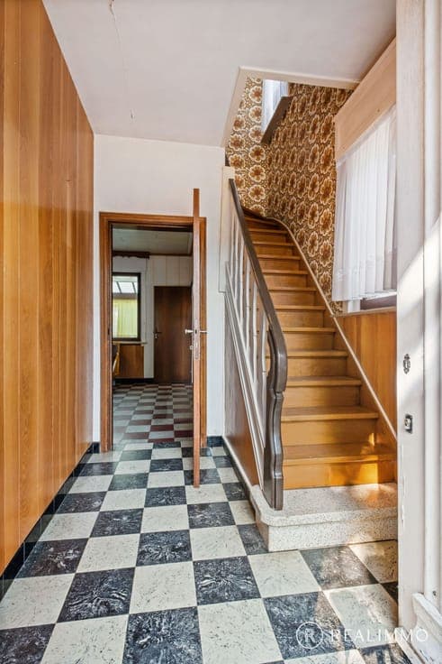 Charmante, halfopen gezinswoning op 695 m² te Moen!