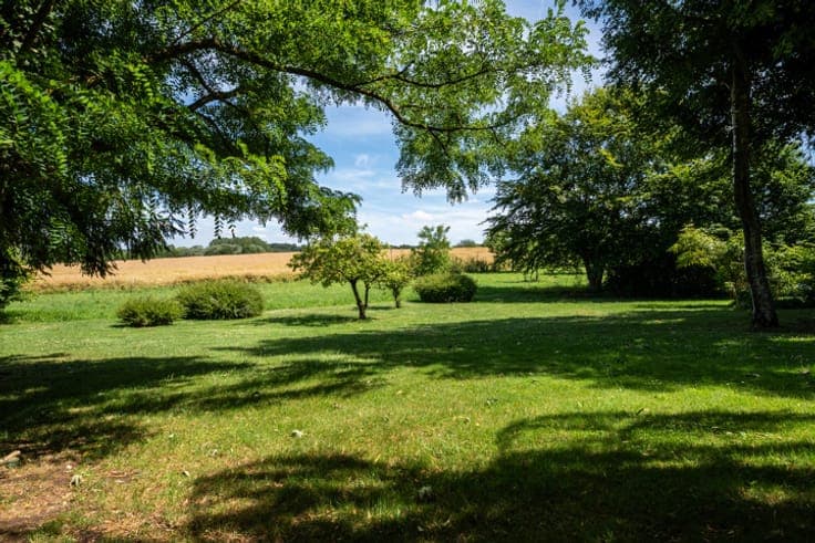 4-bedroom, 3-bath villa with stunning field views