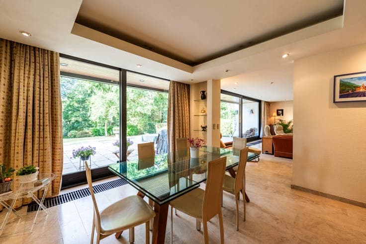 LASNE - Beautiful VILLA (3 bed/2 bath/study) with 358 m²