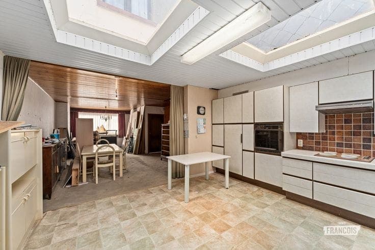 House in need of renovation with potential for sale in Blan…