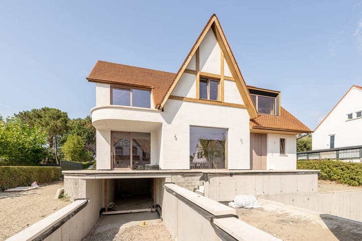 new built villa