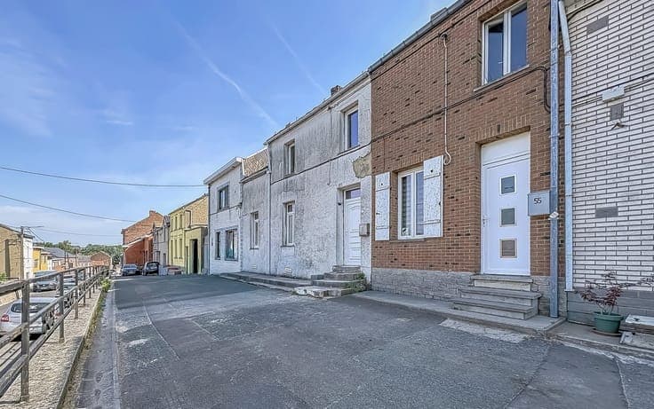 JOLIE MAISON 2F AVEC SPACIEUX JARDIN