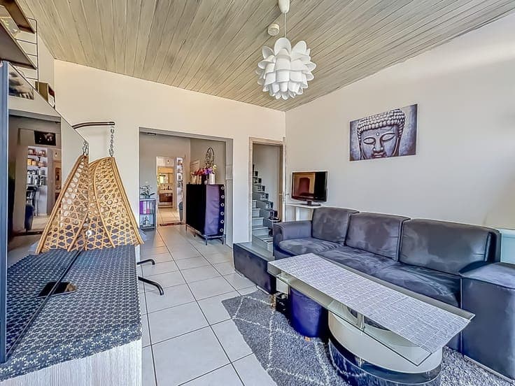 JOLIE MAISON 2F AVEC SPACIEUX JARDIN