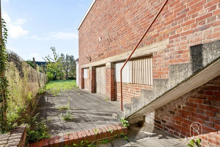 Spacious townhouse with a garden and studio!