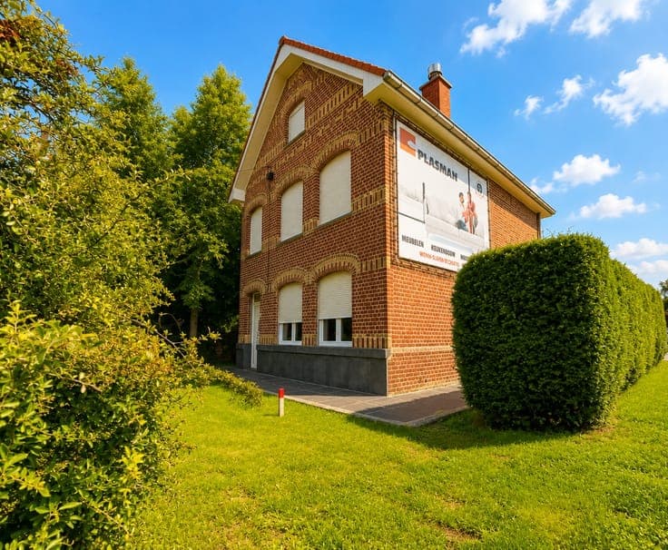 Volledig gerenoveerde en verrassend ruime gezinswoning me...