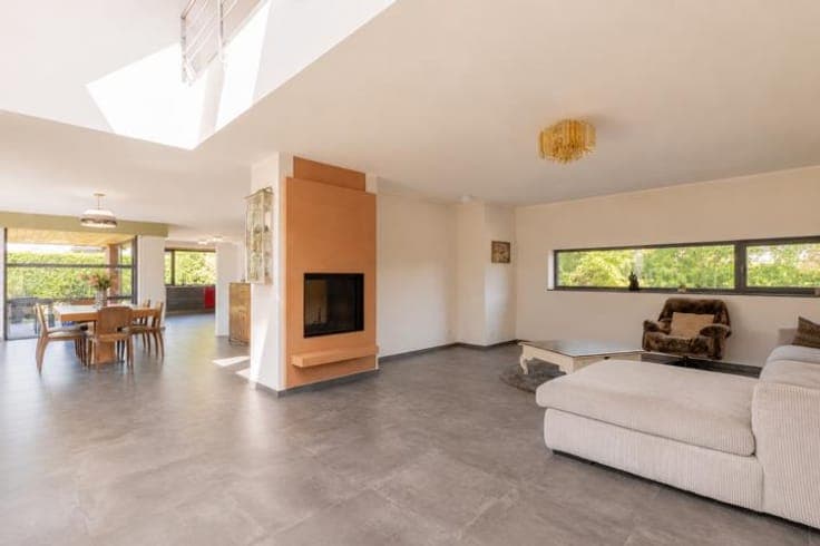 Exceptional villa built in 2017 at the entrance to Bois Fich