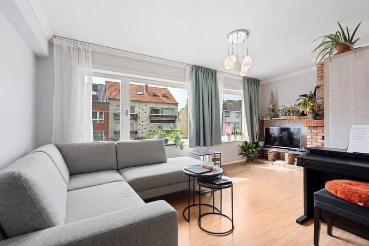 Ruime woning met grote tuin in Mariakerke