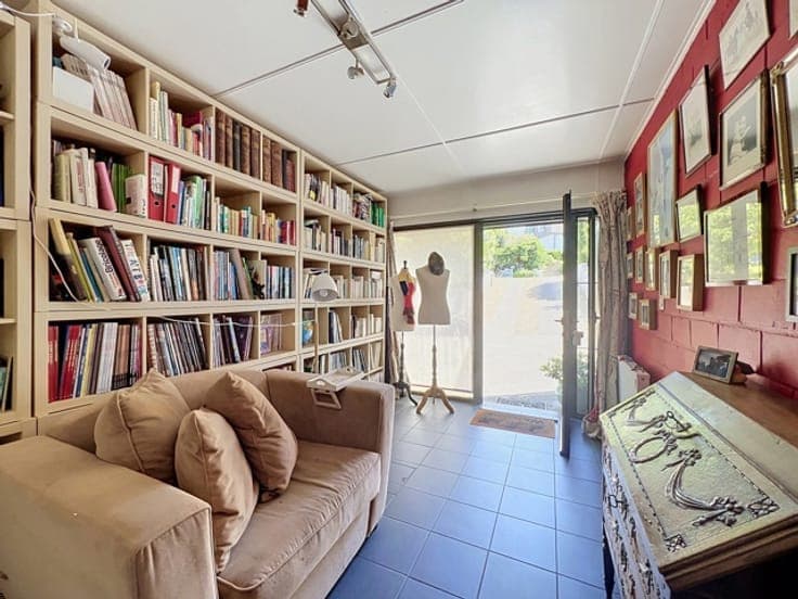 Renovated architect-designed villa with panoramic views.