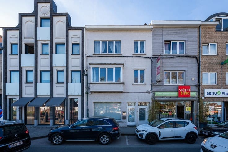 Braine-l'Alleud Center: Income Property, 3 Units