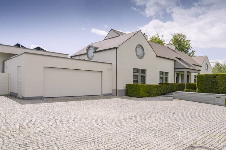 Exclusive luxury villa located in the Villapark in Waregem