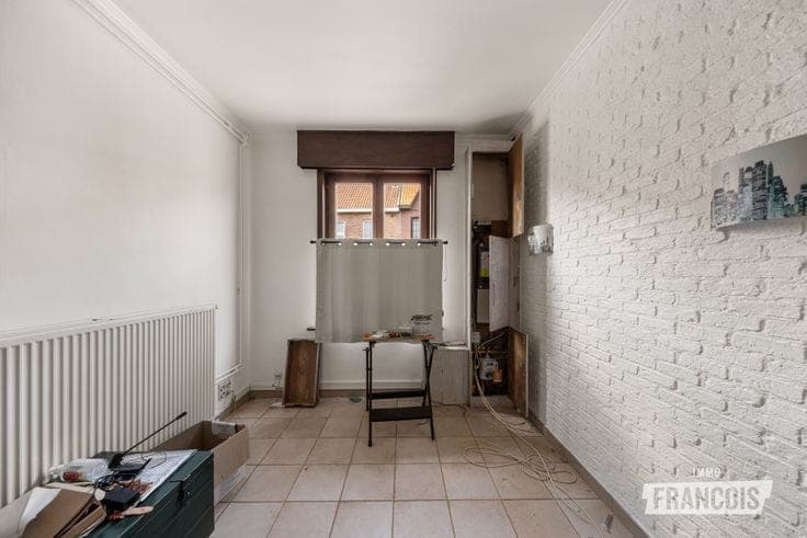 Family home with 3 bedrooms and garden for sale in Sint-And…