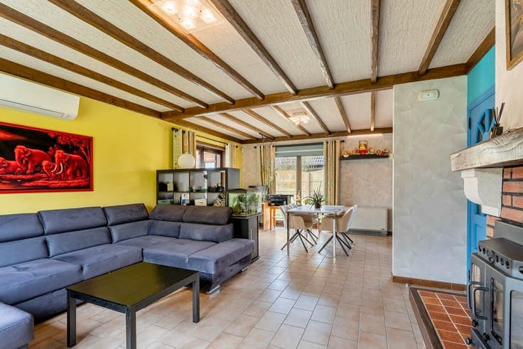 Ruime gezinswoning met 5 slaapkamers en 2 badkamers op ee...