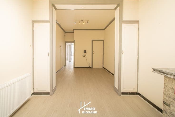 Volledig gerenoveerde woning te koop met 3 slaapkamers te...