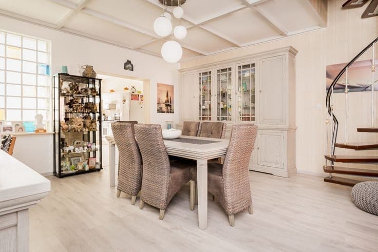 3-Bedroom House with Sunny Terrace in Mechelen