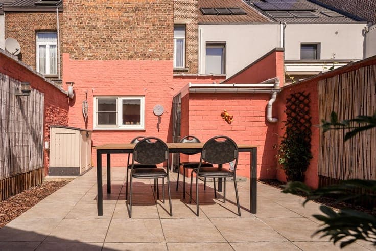 3-Bedroom House with Sunny Terrace in Mechelen
